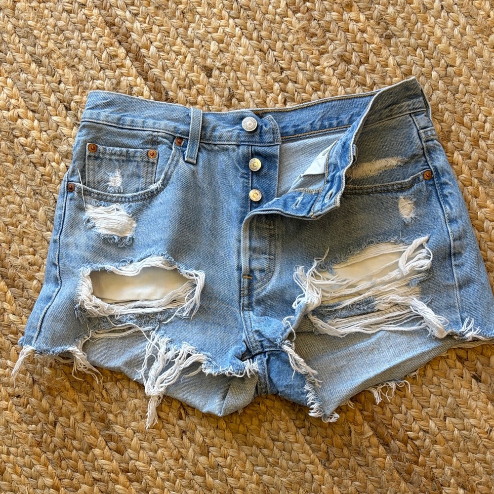 Levi's Light Blue Ripped Jean Shorts - Picture 8 of 9